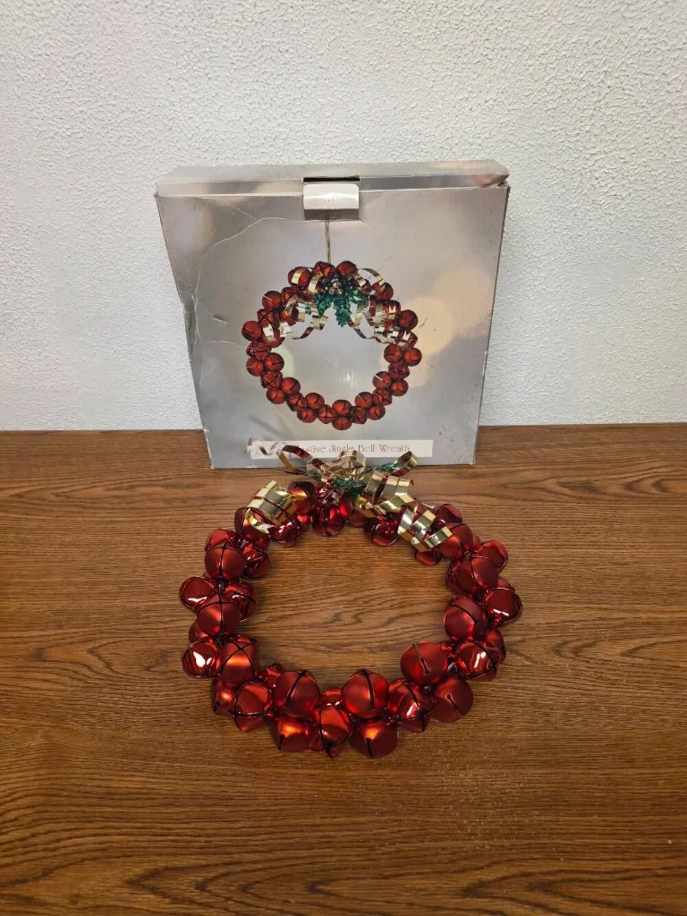 Seasonal Decor Christmas Festive Jingle Bell Wreath 12
